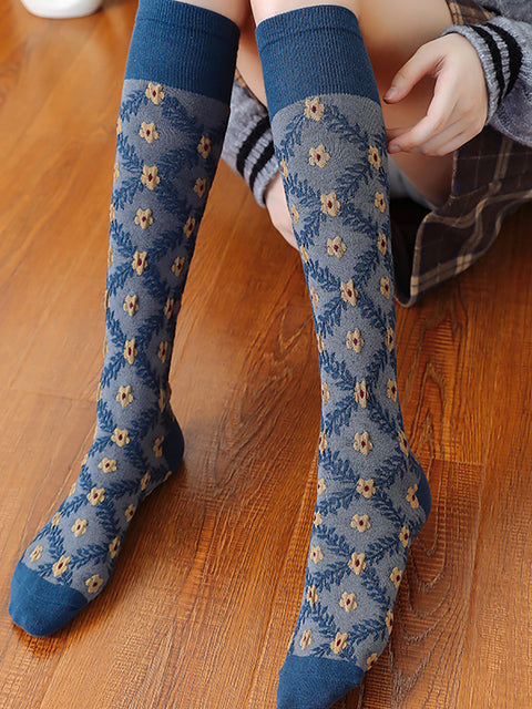 4 pares de calcetines largos de invierno con estampado floral de jacquard para mujer