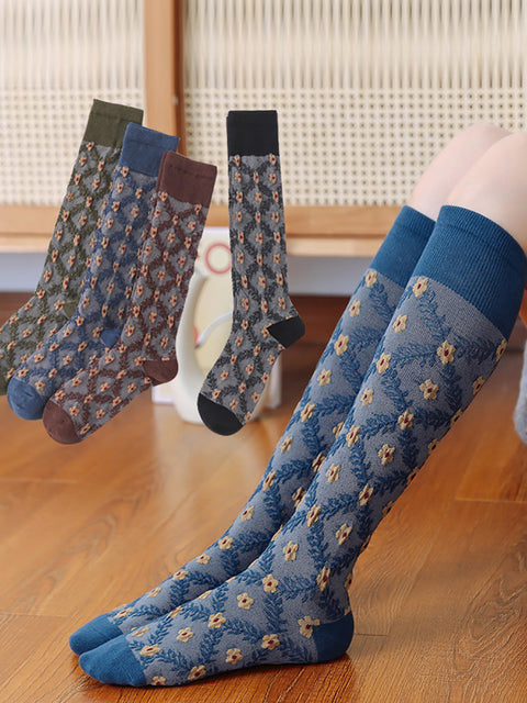 4 pares de calcetines largos de invierno con estampado floral de jacquard para mujer